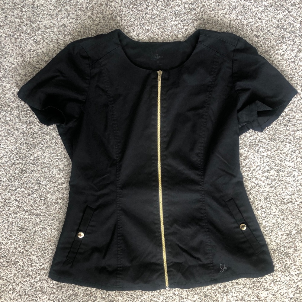Jaanuu  Scrub Top